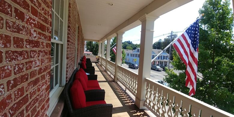 Posada The Chester Publick House Restaurant And Inn