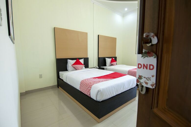 Capital O 540 Esther Hotel