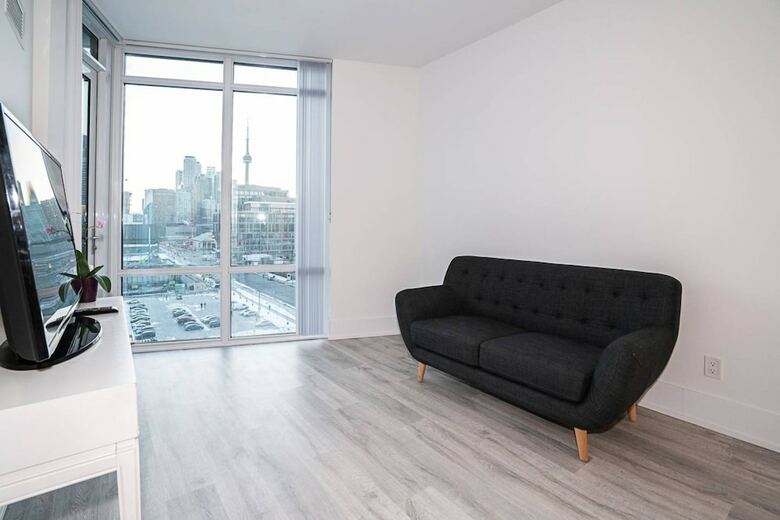 Apartamentos Modern 1 Bedroom Condo With Cn Tower Views