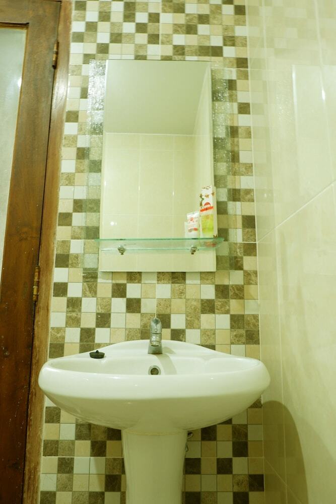 Oyo 517 Hotel Arjuna Lawang