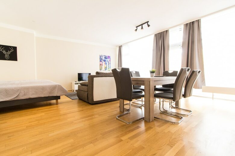 Apartamentos Checkvienna - Kaiserstra�e