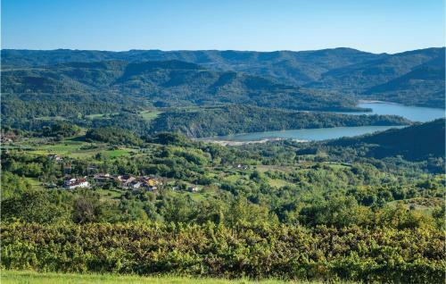 Two-bedroom Holiday Home In Marcenagla
