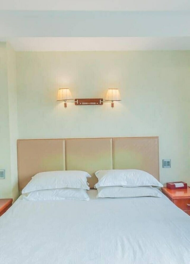 Shenhai Business Hotel