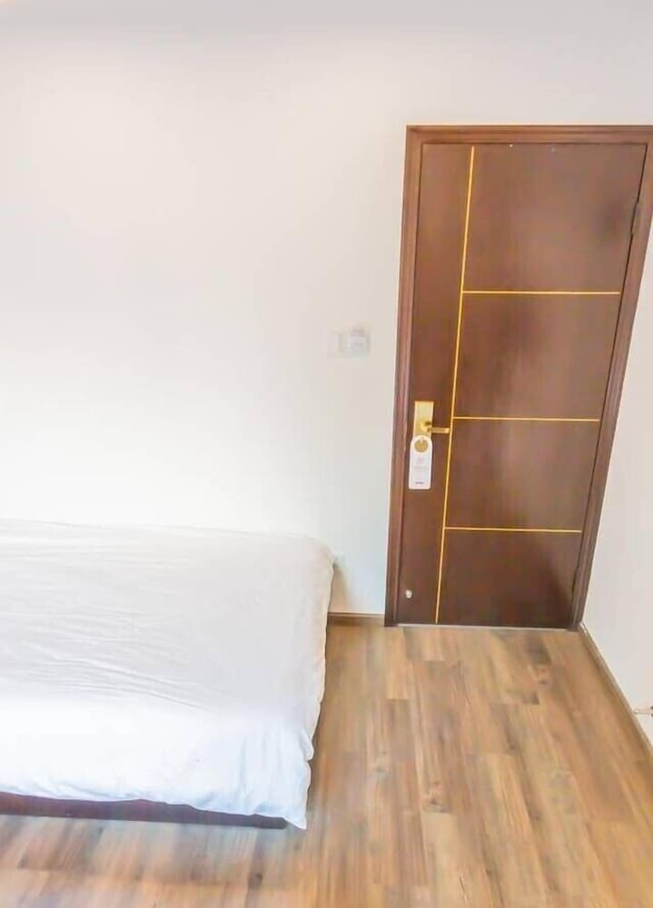 Shenhai Business Hotel