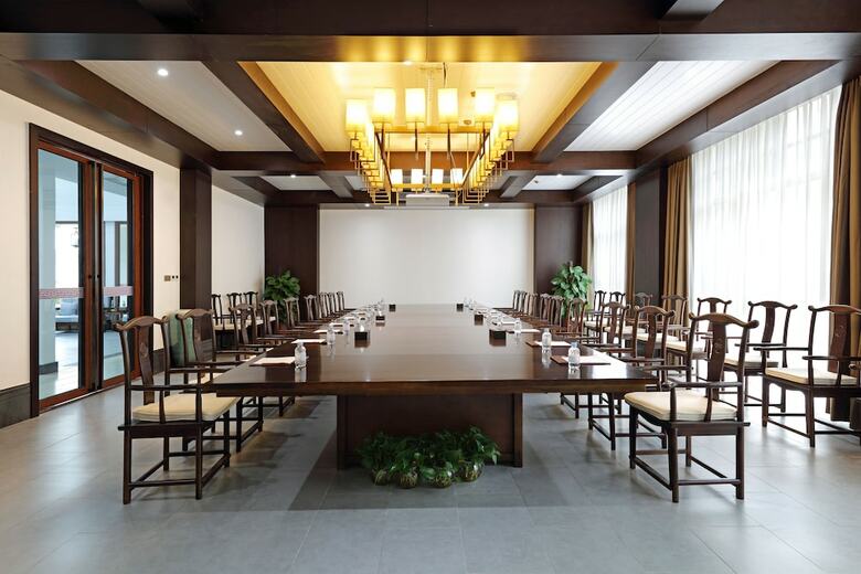Sanya Shanggong Rehabilitation Villa