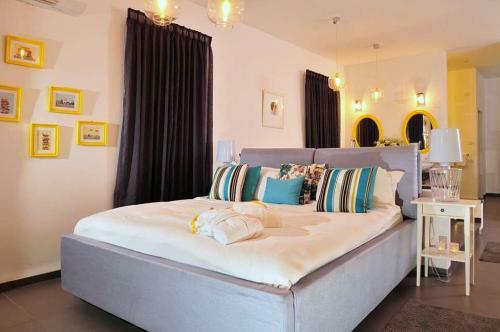 Lodge The Fifties Suites
