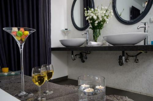 Lodge The Fifties Suites