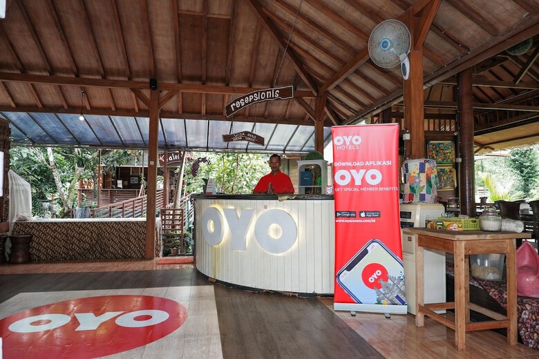 Hostal Oyo 550 Kebon Krapyak Cottage