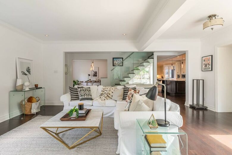 Designer Luxury 5 Bedroom Family Home