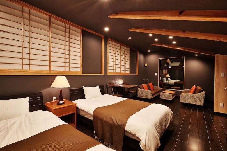 Churaya -yaedake With Japanese Garden-