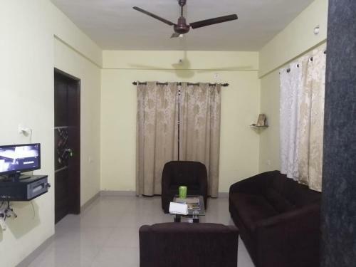 Hostal Ema Homestay At Baner
