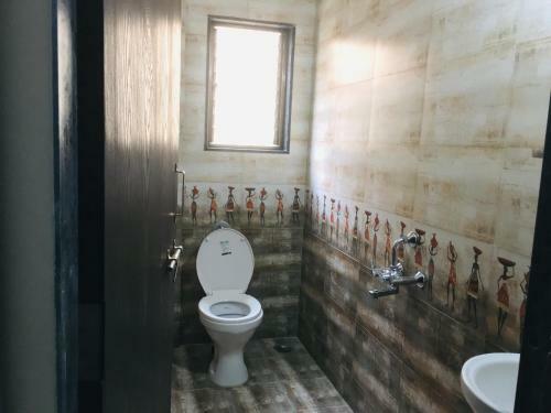 Hostal Ema Homestay At Baner