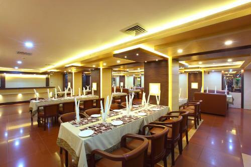 Hotel Trichur Towers