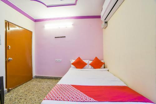 Hotel Oyo 17316 Radika Residency