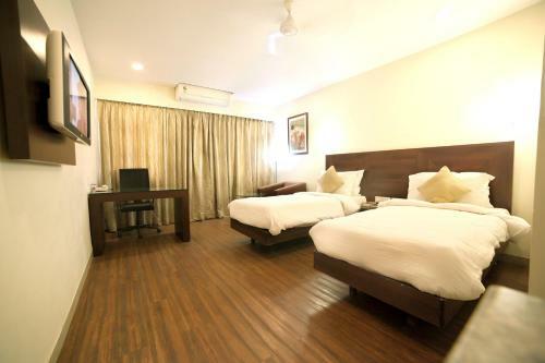 Hotel Sadanand
