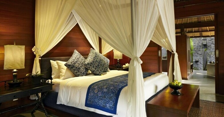 Hotel Qoqo Island Resort
