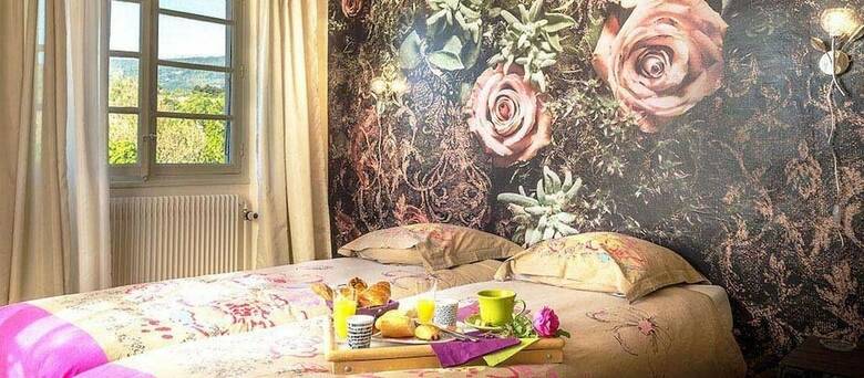 Hotel Hameau D'h�tes La Roseraie Drome