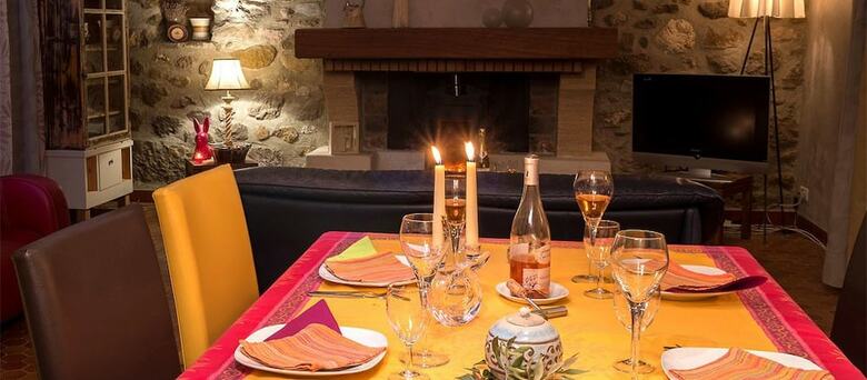 Hotel Hameau D'h�tes La Roseraie Drome