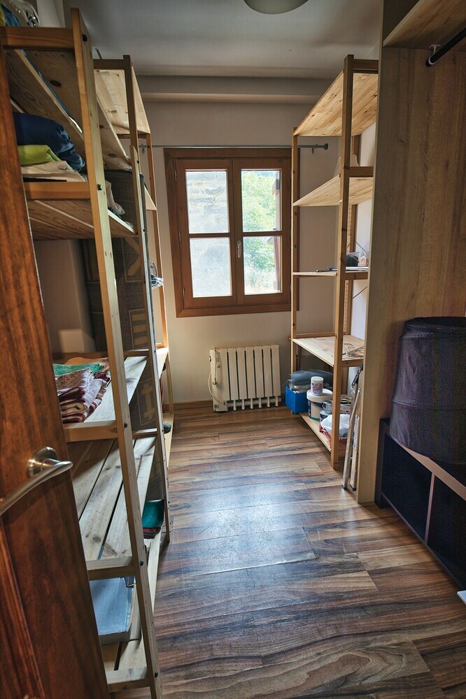 Apartamentos El Escondite De Biescas