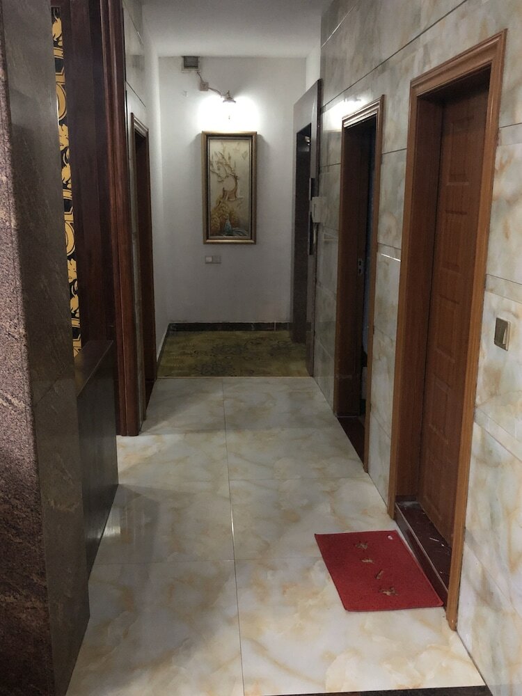 Puqian Business Hotel