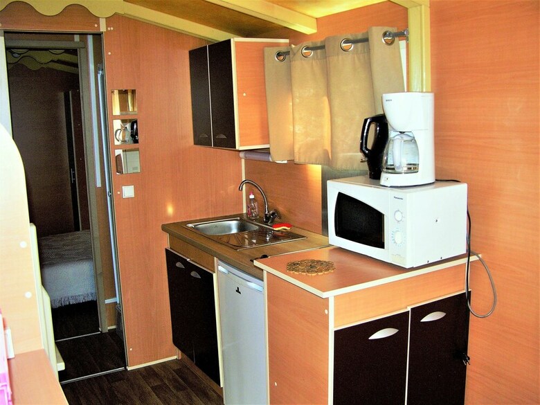 Cabana Les Roulottes La Fregiere