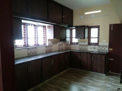 Sowparnika N.v Nagar Peroorkada