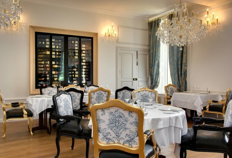 Hotel Alexandra Palace - Younan Collection