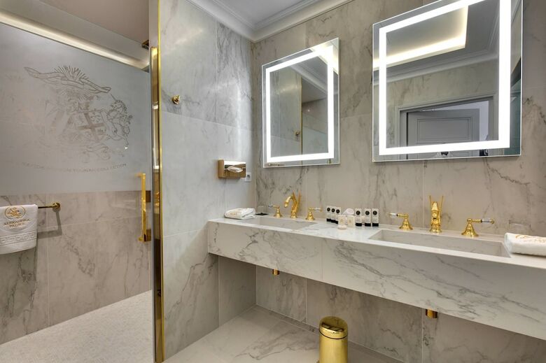 Hotel Alexandra Palace - Younan Collection