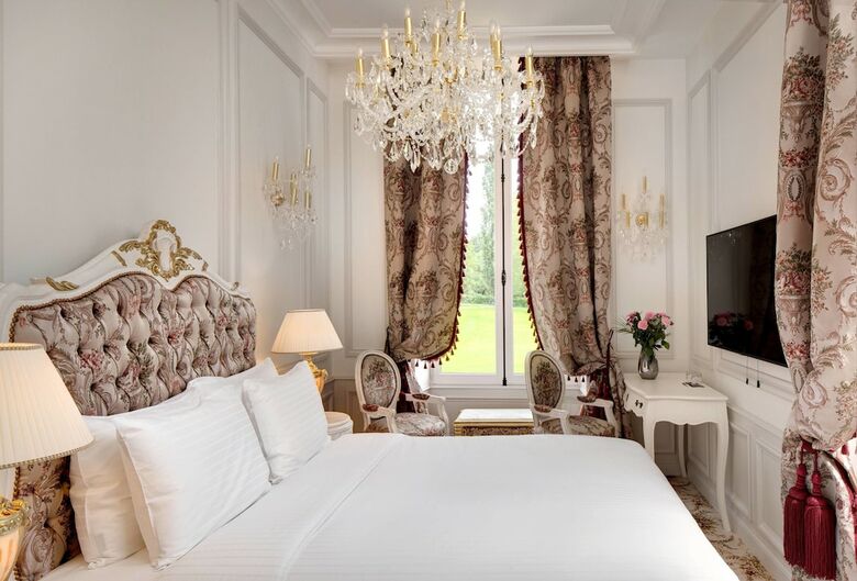 Hotel Alexandra Palace - Younan Collection