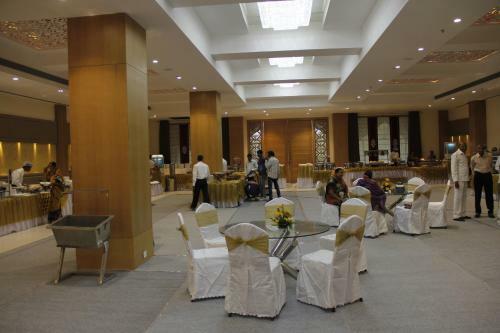 Hotel Rudraksh Club And Resorts