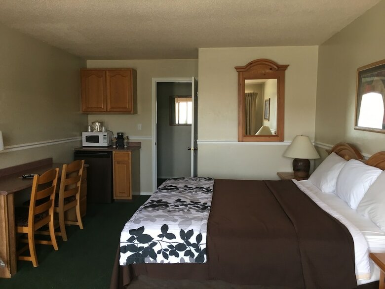 Aparthotel Ambassador Inn And Suites