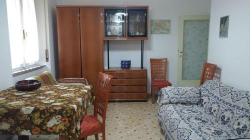 Hostal Guest House - Rooms Rent Cisanello