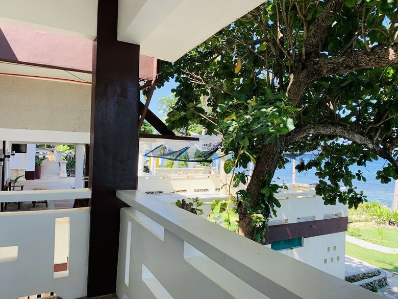 Hotel G Beach Resort And Restobar