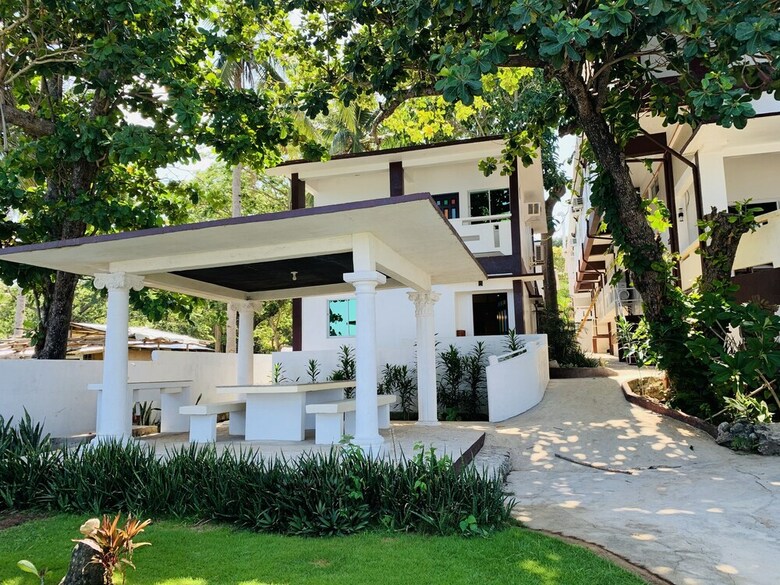Hotel G Beach Resort And Restobar
