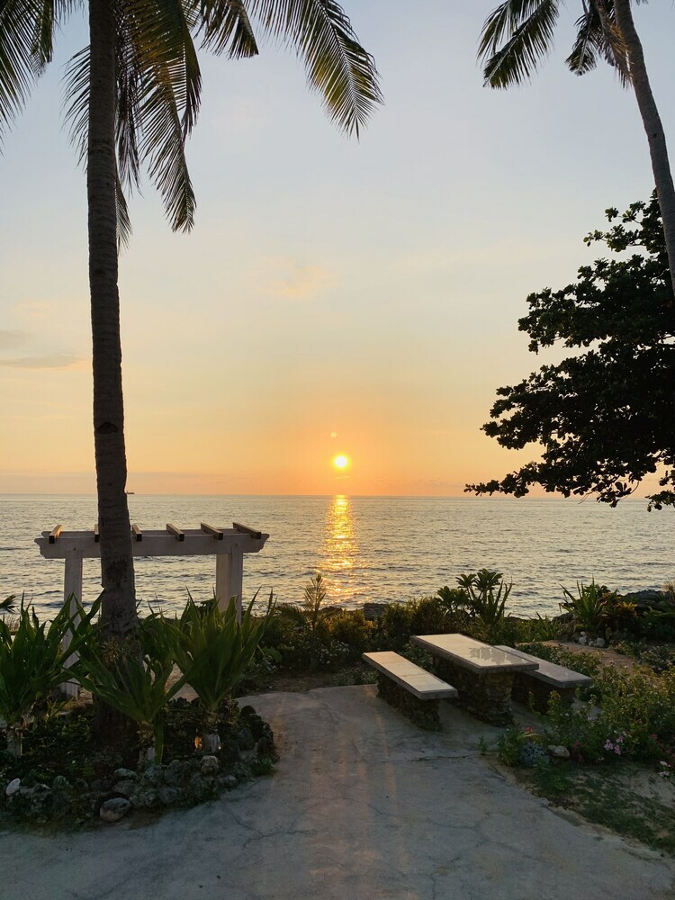 Hotel G Beach Resort And Restobar