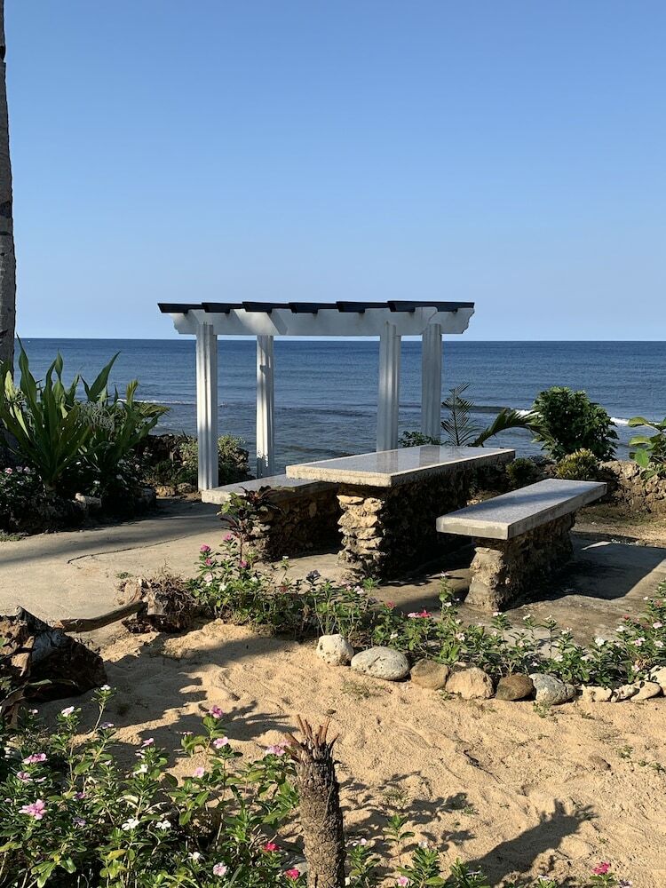 Hotel G Beach Resort And Restobar