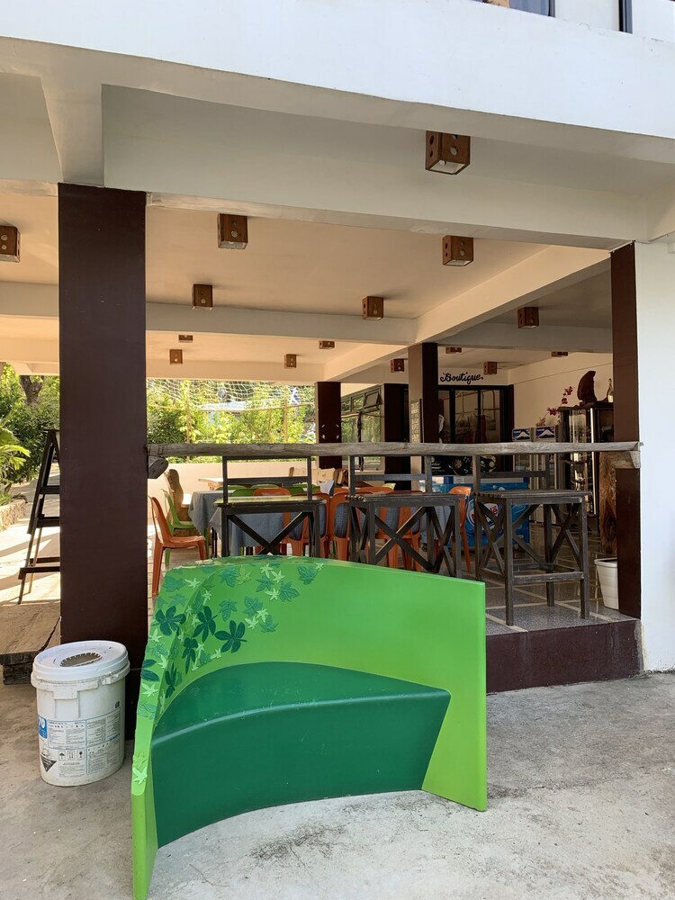 Hotel G Beach Resort And Restobar