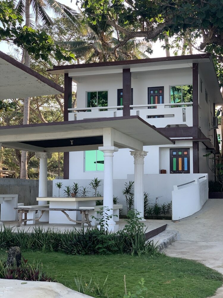 Hotel G Beach Resort And Restobar