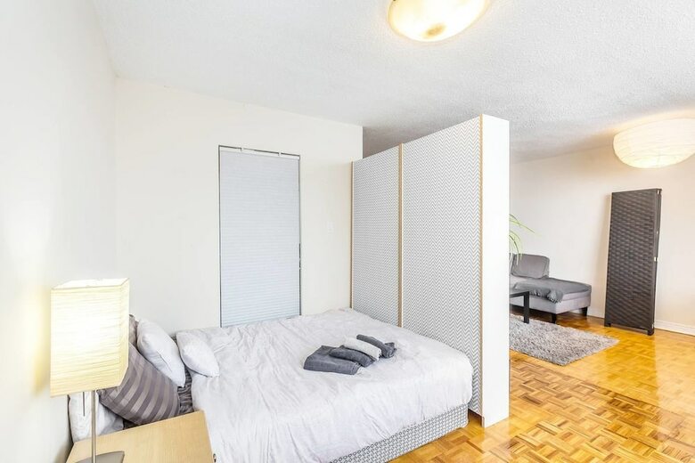Apartamentos Downtown, Posh Penthouse, Walk Score 95