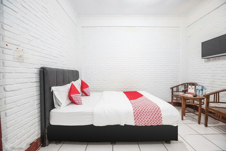 Hotel Oyo 580 Losmen Cikuda