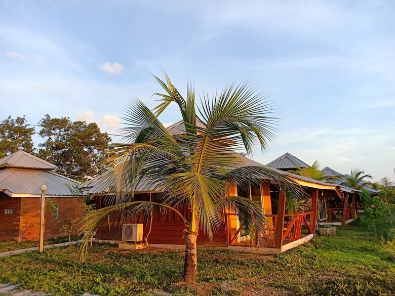 Hotel Thai-myanmar Riverside Resort