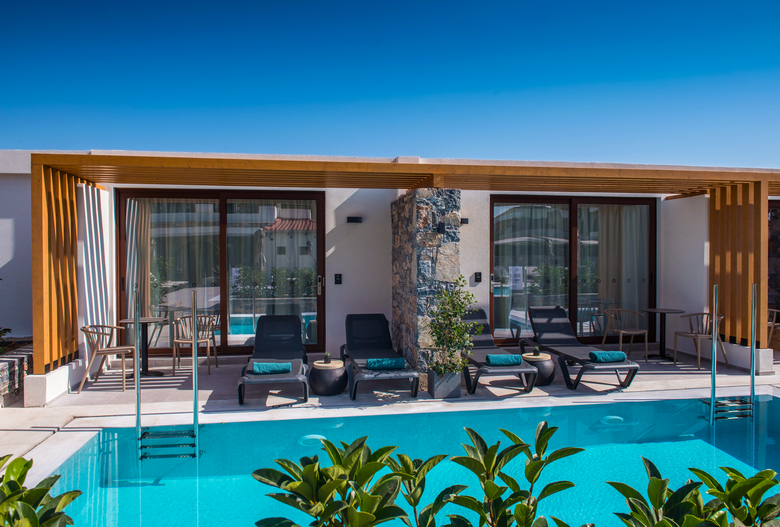 Aparthotel Petousis Hotel & Suites