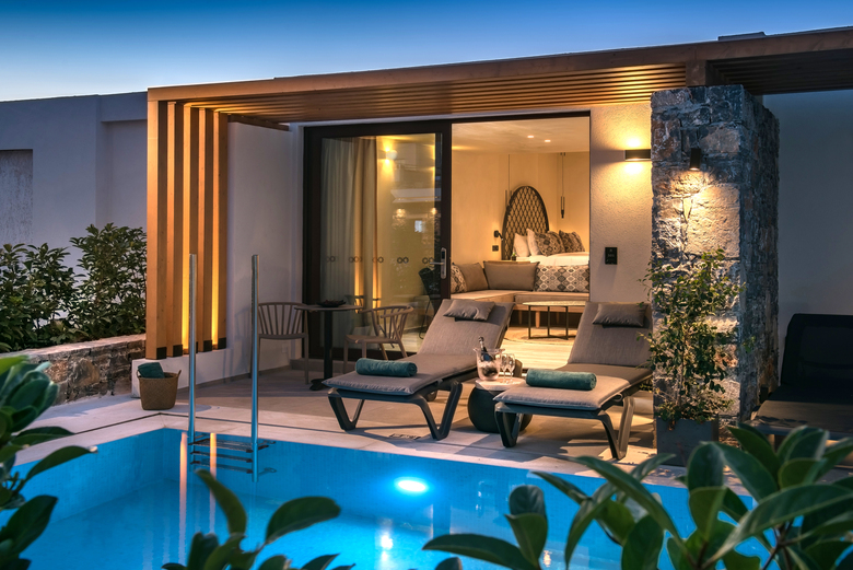 Aparthotel Petousis Hotel & Suites