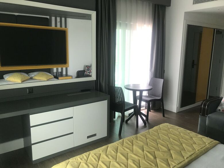Oyster Boutique Hotel