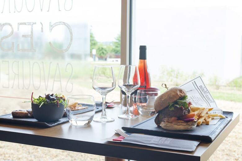 Hotel Ibis Laval Le Relais D'armor