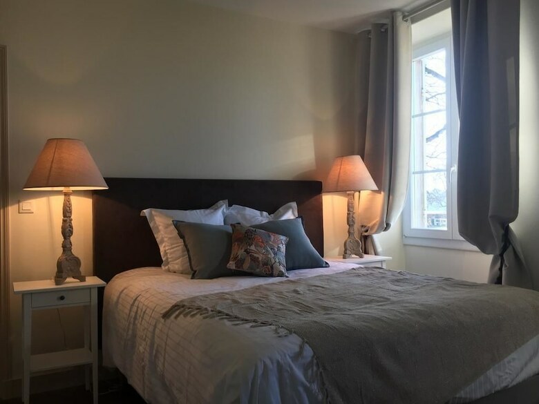 Hotel Les �curies de Voise
