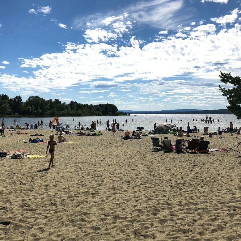 Cabana O'lin Lake Resort