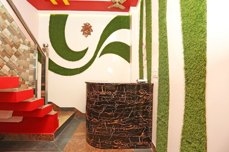 Hotel Oyo 18597 Satyam