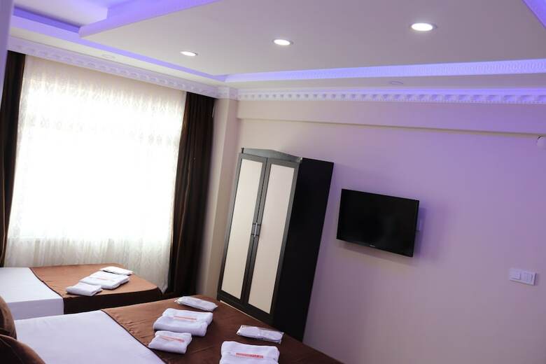 Hotel Kumsal Otel
