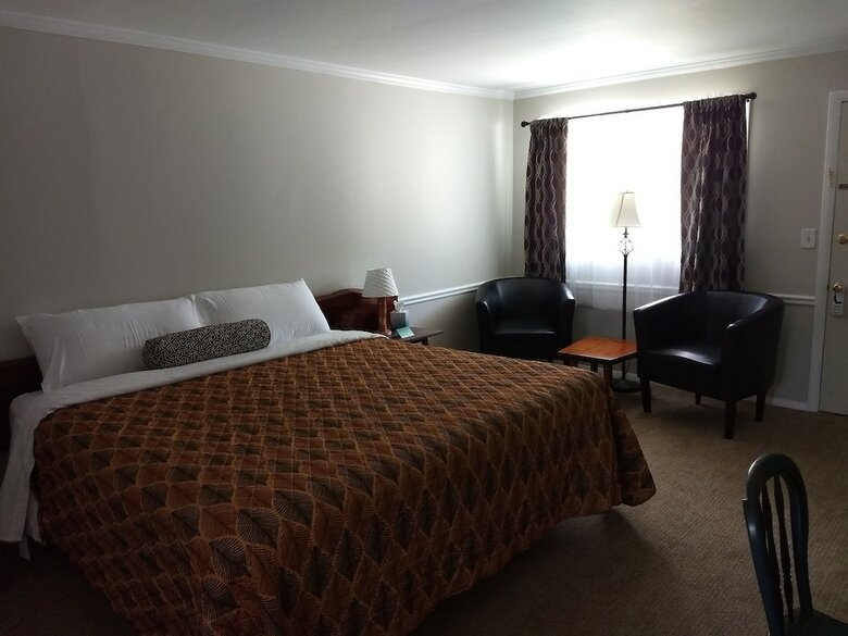 Hotel The Lodge At West River